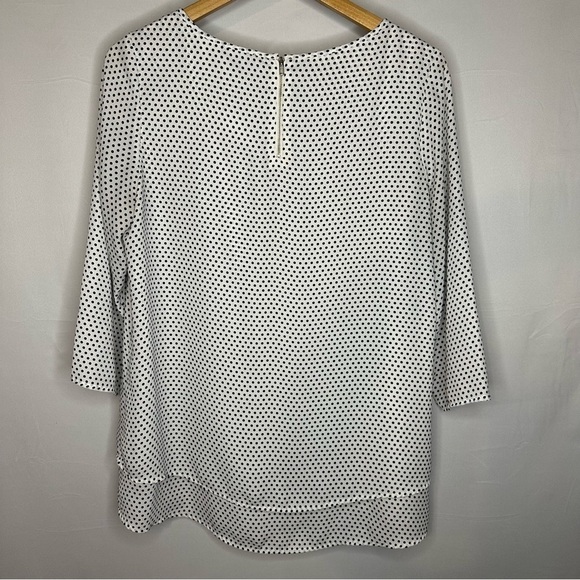 The Limited Polka Dot Tiered Quarter Length Sleeve Women’s Blouse Size Med - Picture 12 of 12